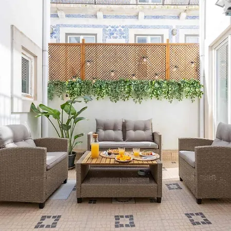 Baixa Garden 2br And Patio Perfect For Families * Lisbon