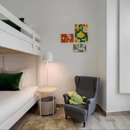 Apartment Baixa Garden 2br And Patio Perfect For Families Lisbon